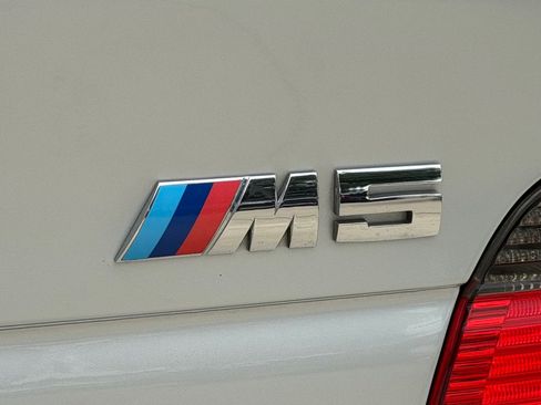 Used 2002 BMW M5 RWD image 22