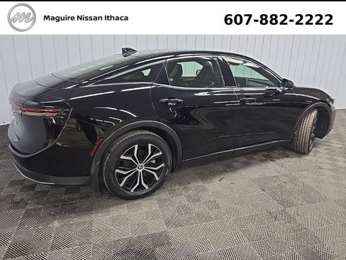 Used 2024 Toyota Crown AWD/4WD image 4