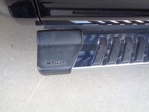 Used 2020 Ford F250 Lariat w/ Chrome Package image 21