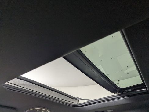 New 2025 Jeep Grand Cherokee Limited w/ Luxury Tech Group II image 27