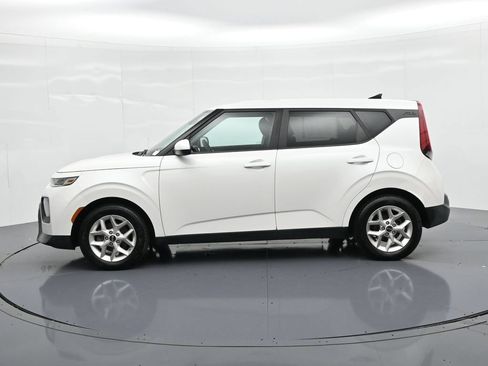 Used 2021 Kia Soul S FWD image 9