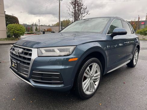 Used 2018 Audi Q5 2.0T Premium Plus w/ Premium Plus Package image 4