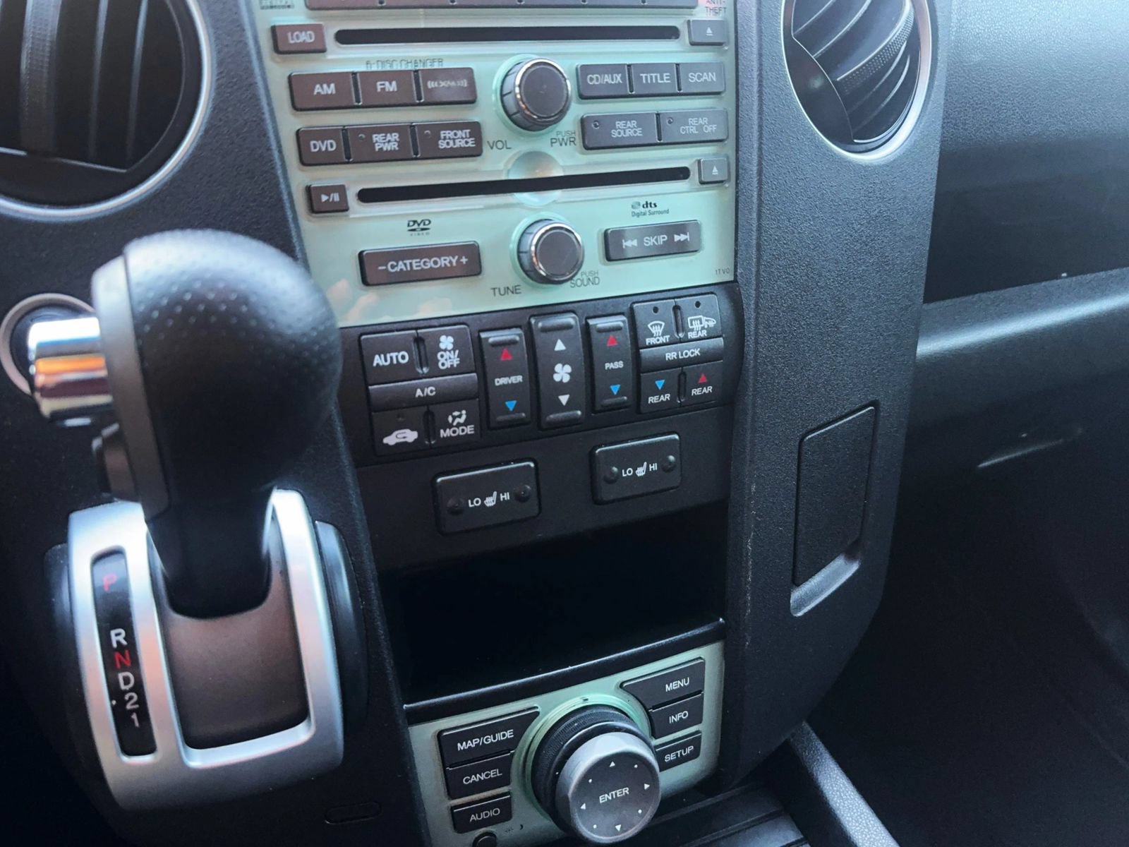 Used 2011 Honda Pilot Touring image 47