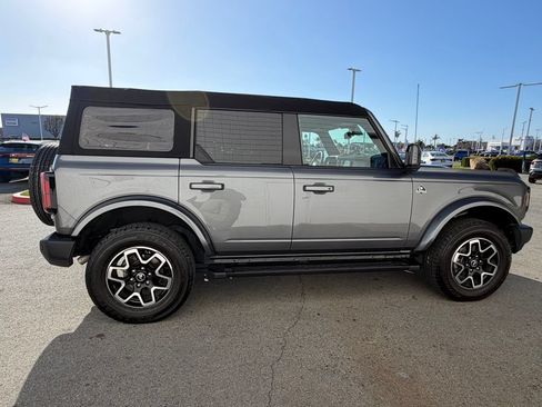Used 2024 Ford Bronco Outer Banks AWD/4WD image 7