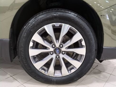 Used 2018 Subaru Outback 3.6R Touring image 26