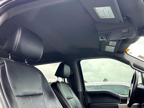 Used 2021 Ford F250 Lariat w/ Chrome Package image 26