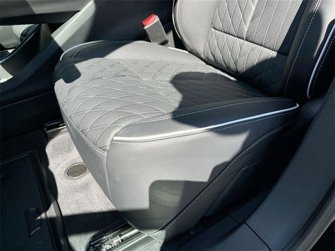 New 2026 Cadillac Lyriq V image 20