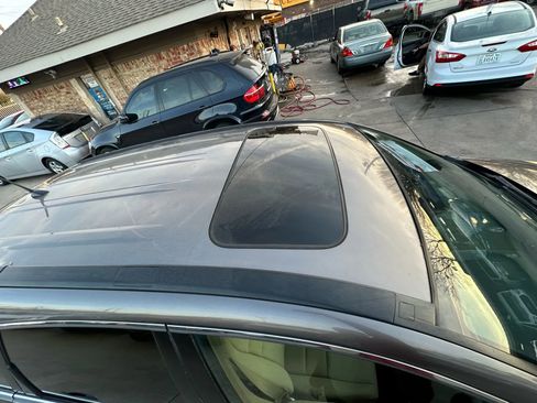 Used 2011 Honda CR-V EX image 17