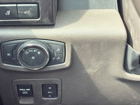 Used 2021 Ford Expedition Max Limited RWD image 39
