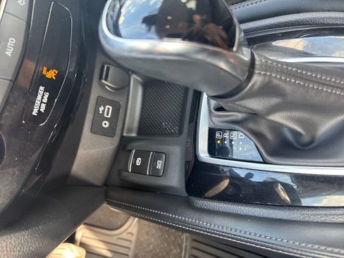 Used 2019 Nissan Rogue SL w/ Premium Package image 20