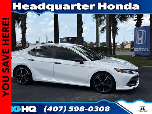 Used 2020 Toyota Camry LE FWD image 1
