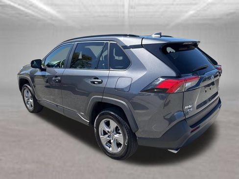 Used 2025 Toyota RAV4 XLE AWD/4WD image 3