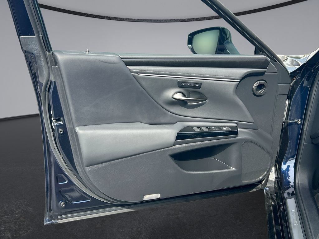 Used 2024 Lexus ES 350 w/ Premium Package FWD image 30