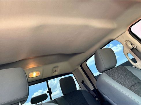 Used 2019 RAM 1500 Warlock AWD/4WD image 23