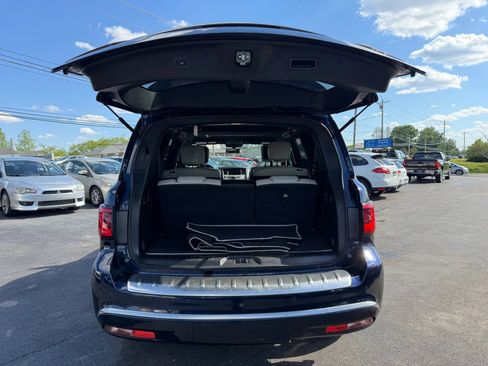 Used 2019 INFINITI QX80 Limited w/ All-Season Package AWD/4WD image 40
