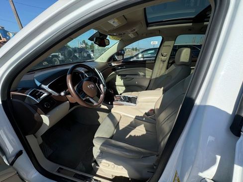 Used 2015 Cadillac SRX Performance w/ Driver Awareness Package FWD image 8