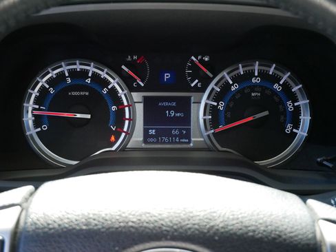 Used 2018 Toyota 4Runner Limited image 21