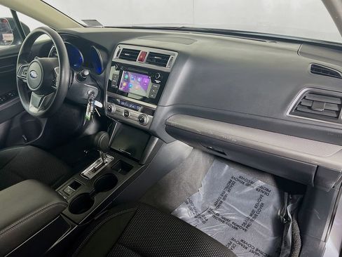 Used 2019 Subaru Outback 2.5i image 24