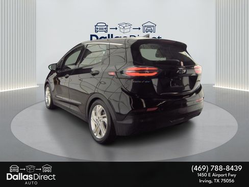 Used 2023 Chevrolet Bolt LT w/ Driver Confidence Package image 9