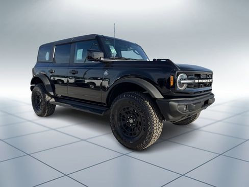 New 2026 Ford Bronco Outer Banks image 2