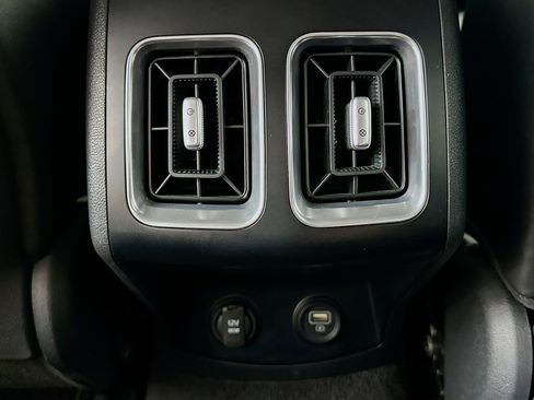 Used 2021 Kia Sorento S AWD/4WD image 26