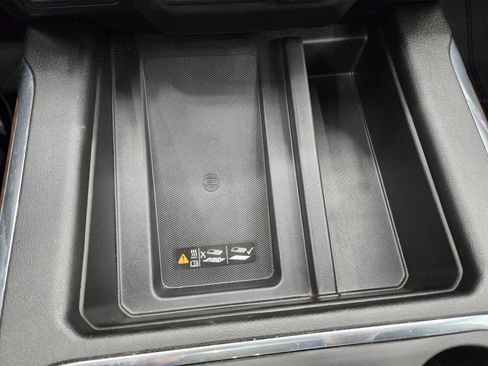 Used 2023 Chevrolet Silverado 3500 High Country image 56