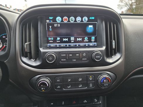 Used 2018 GMC Canyon All Terrain image 17