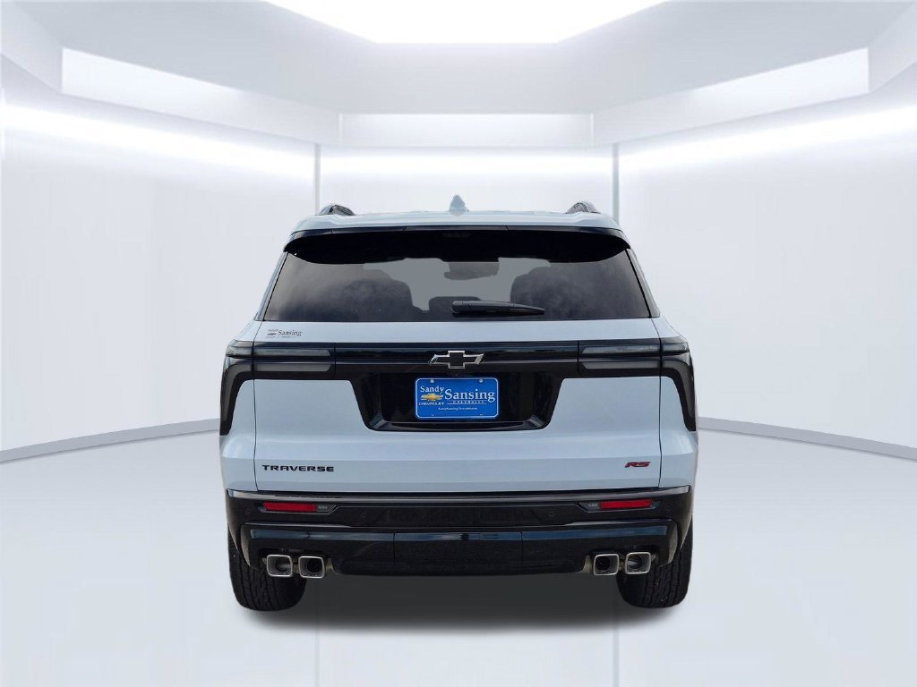 New 2026 Chevrolet Traverse RS w/ LPO, Floor Liner Package FWD image 5