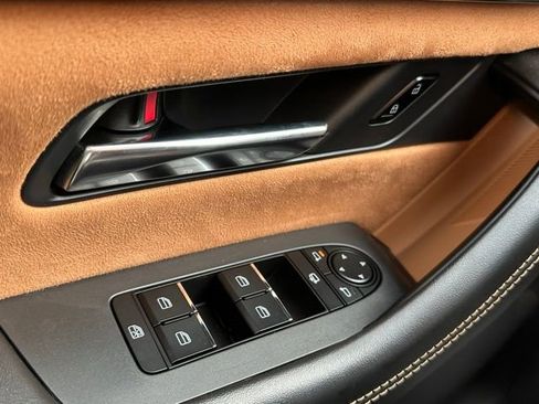 Used 2025 MAZDA CX-90 3.3 Turbo S w/ Premium Plus image 16