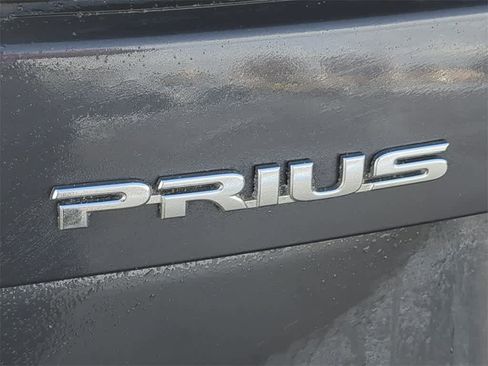 Used 2014 Toyota Prius Four image 5