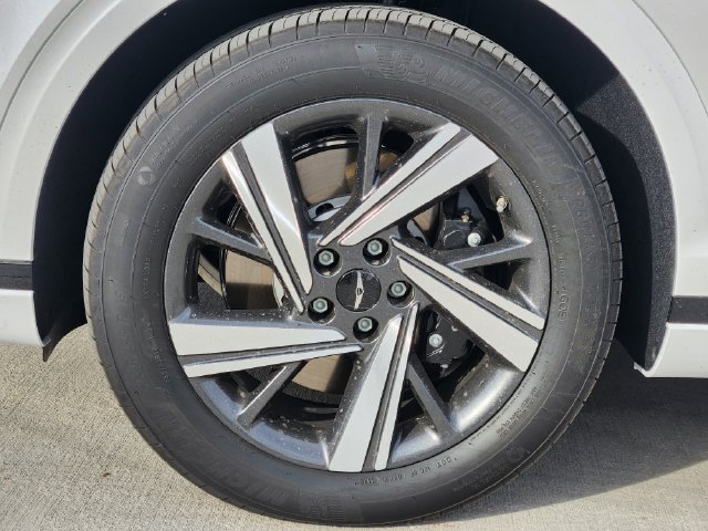Used 2026 Genesis GV70 3.5T Sport Advanced AWD/4WD image 7