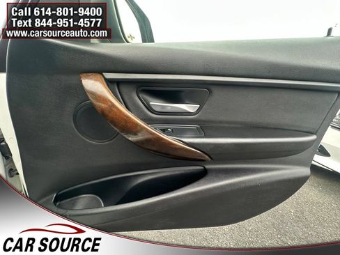 Used 2015 BMW 328i xDrive Sedan AWD/4WD image 32
