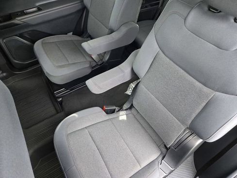 New 2026 Ford Explorer Active image 23