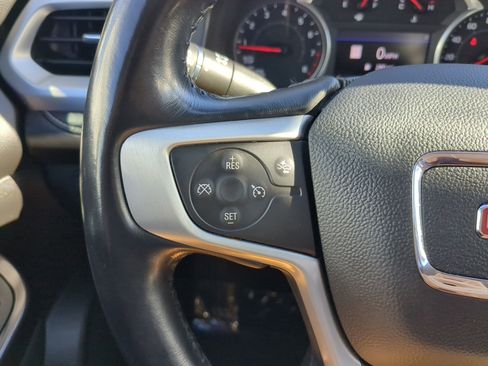 Used 2021 GMC Acadia SLT image 19