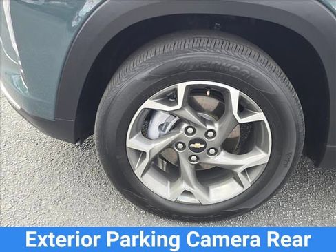 Certified 2025 Chevrolet Trax LT image 14