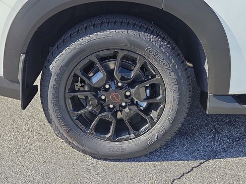 New 2026 Nissan Armada PRO-4X w/ Captain's Chari Seat Package image 7