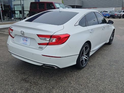 Used 2021 Honda Accord Touring image 7