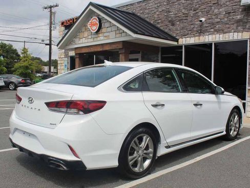 Used 2018 Hyundai Sonata Sport w/ Tech Package 05 FWD image 4