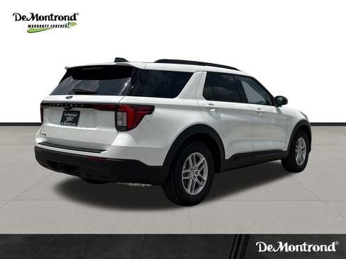 New 2026 Ford Explorer Active RWD image 5