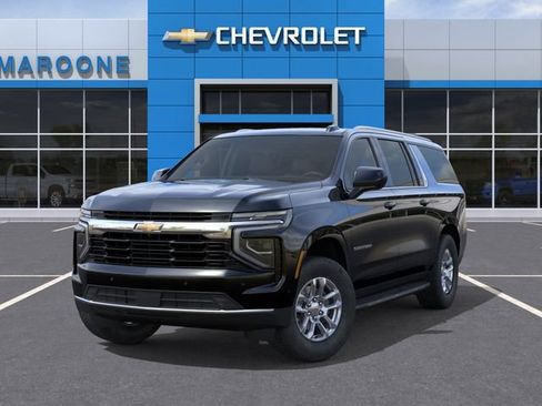 New 2026 Chevrolet Suburban LS RWD image 6