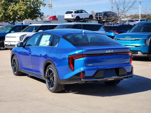 New 2025 Kia K4 GT-Line w/ GT-Line Premium Package image 4