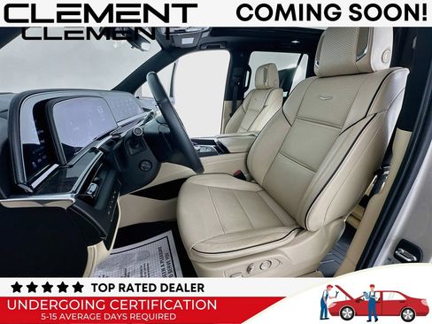 Used 2021 Cadillac Escalade Premium Luxury AWD/4WD image 31