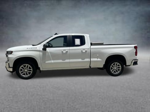 Used 2020 Chevrolet Silverado 1500 LT RWD image 2