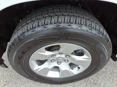 Used 2025 RAM 1500 Big Horn image 37