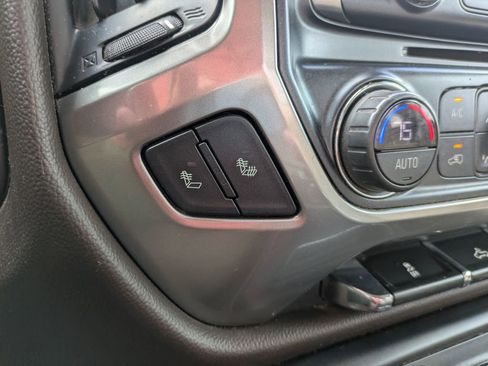 Used 2018 Chevrolet Silverado 1500 LT w/ All Star Edition image 15