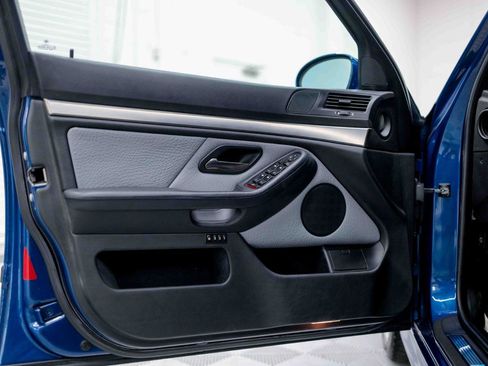 Used 2002 BMW M5 RWD image 42