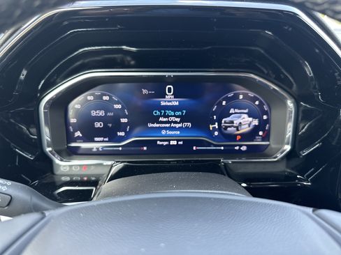 Certified 2023 Chevrolet Colorado Trail Boss w/ Advanced Trailering Package AWD/4WD image 32