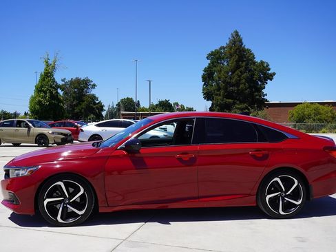 Used 2022 Honda Accord Sport image 3