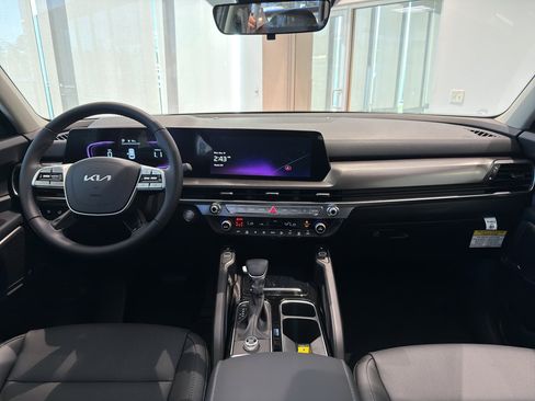 New 2025 Kia Telluride S image 14