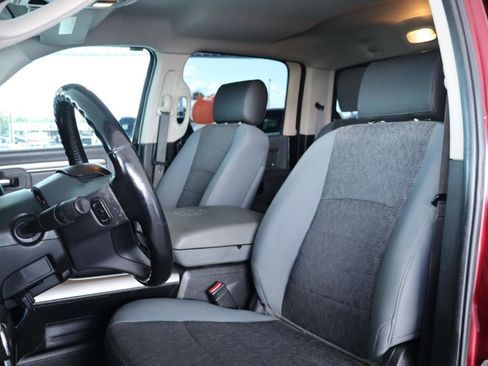 Used 2019 RAM 1500 Big Horn RWD image 16